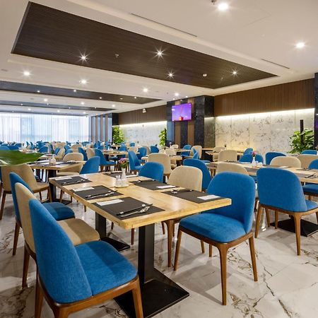 Miracle Luxury Nha Trang Hotel Bagian luar foto