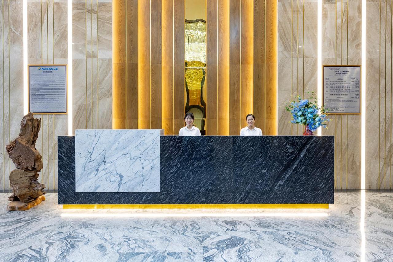 Miracle Luxury Nha Trang Hotel Bagian luar foto