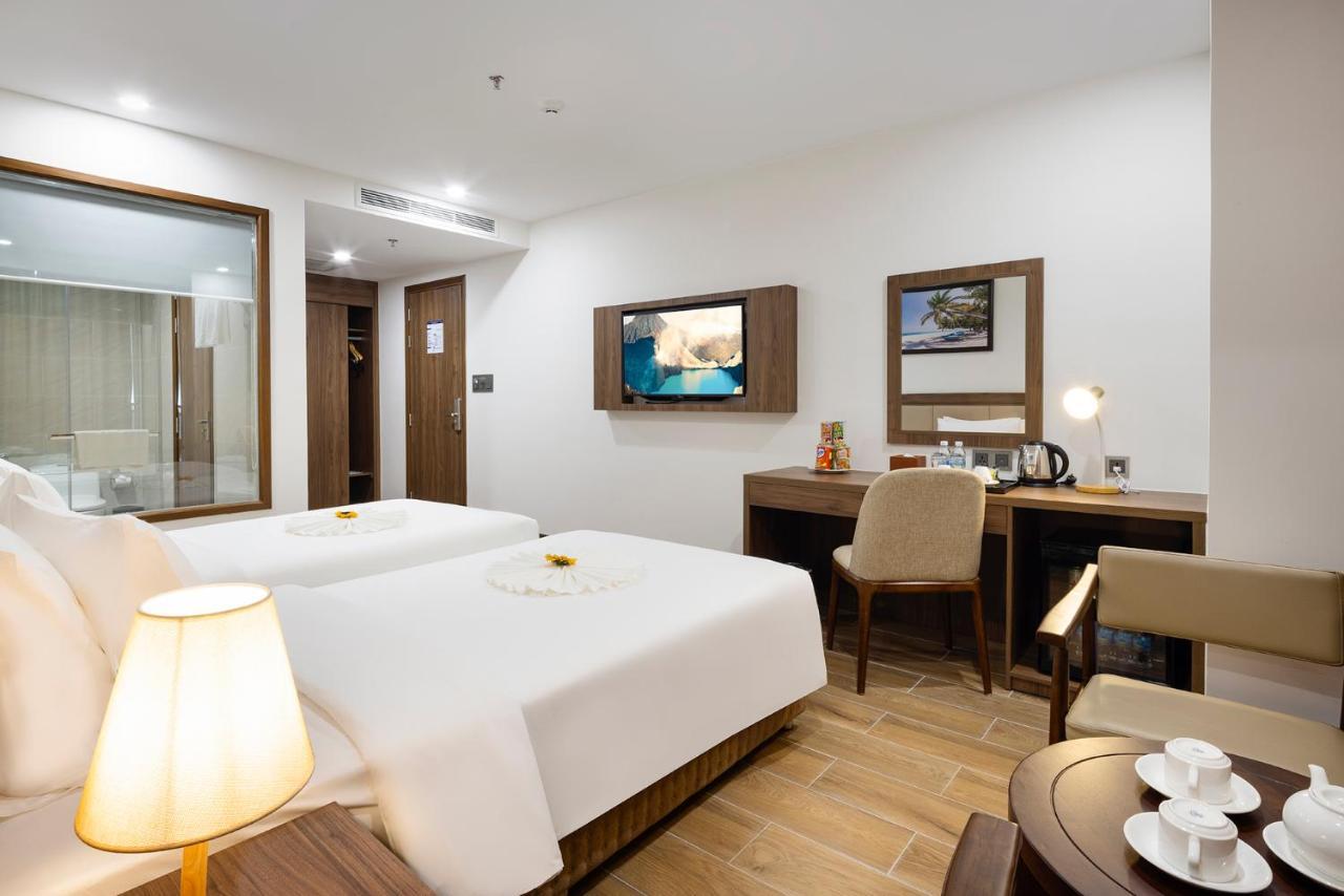 Miracle Luxury Nha Trang Hotel Bagian luar foto