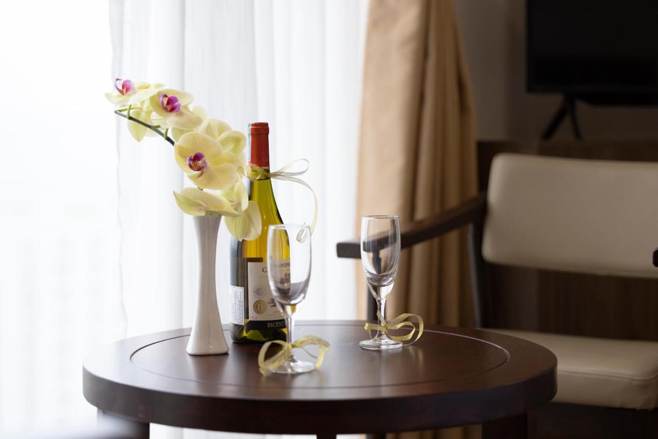 Miracle Luxury Nha Trang Hotel Bagian luar foto
