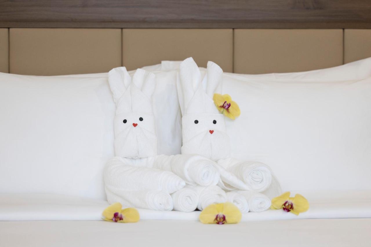 Miracle Luxury Nha Trang Hotel Bagian luar foto