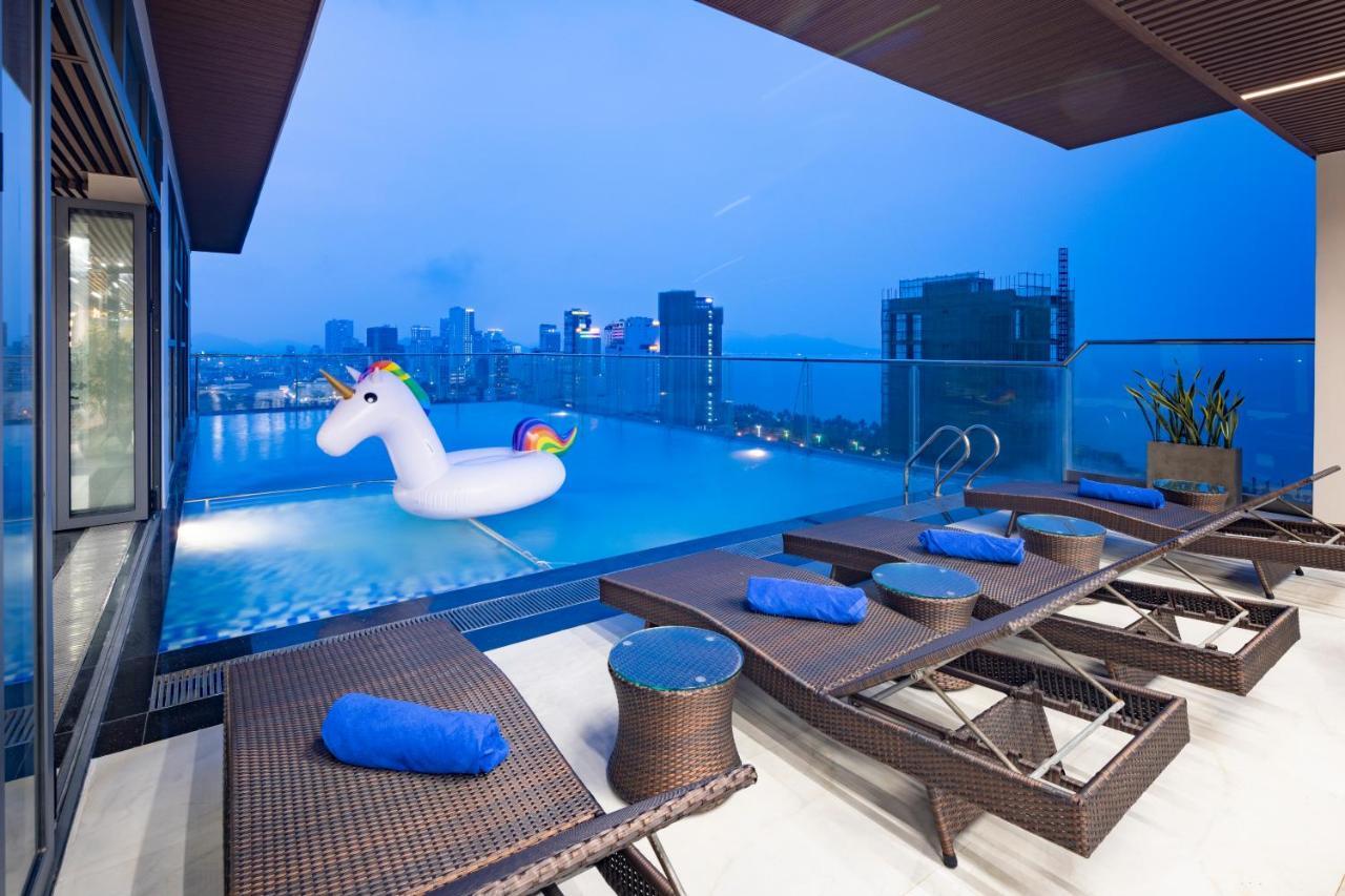Miracle Luxury Nha Trang Hotel Bagian luar foto