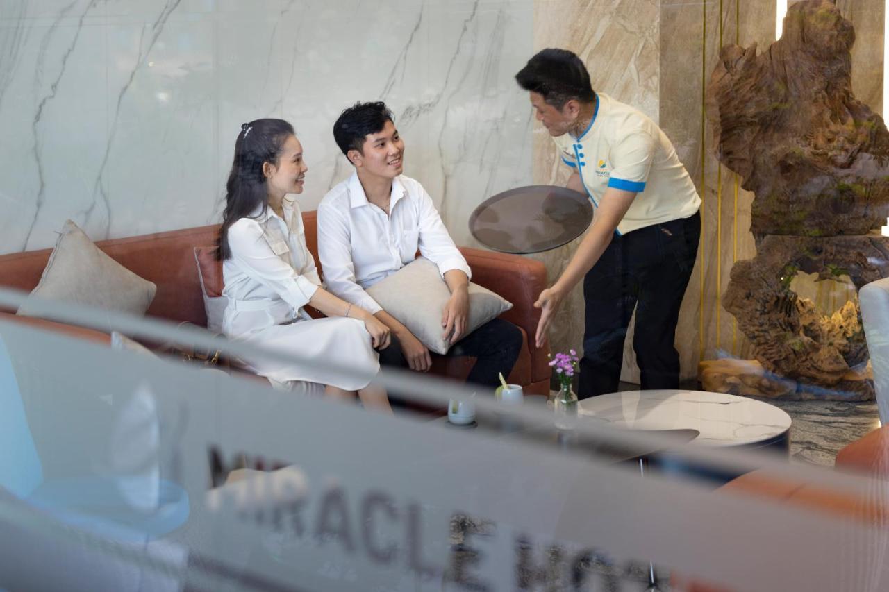 Miracle Luxury Nha Trang Hotel Bagian luar foto