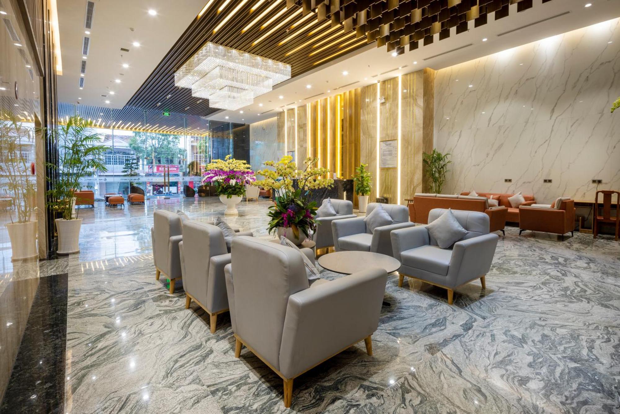 Miracle Luxury Nha Trang Hotel Bagian luar foto